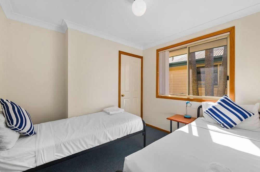 Dolphin Sands Holiday Cabins コフスハーバー エクステリア 写真